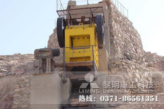 石子厂用什么破碎机