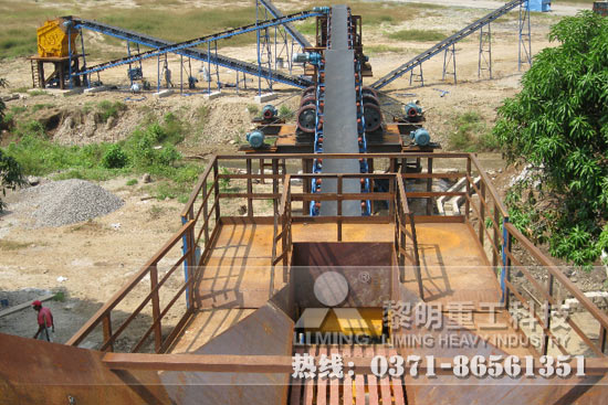鄂式碎石机都有哪些型号，1200*1500破碎机多少钱？